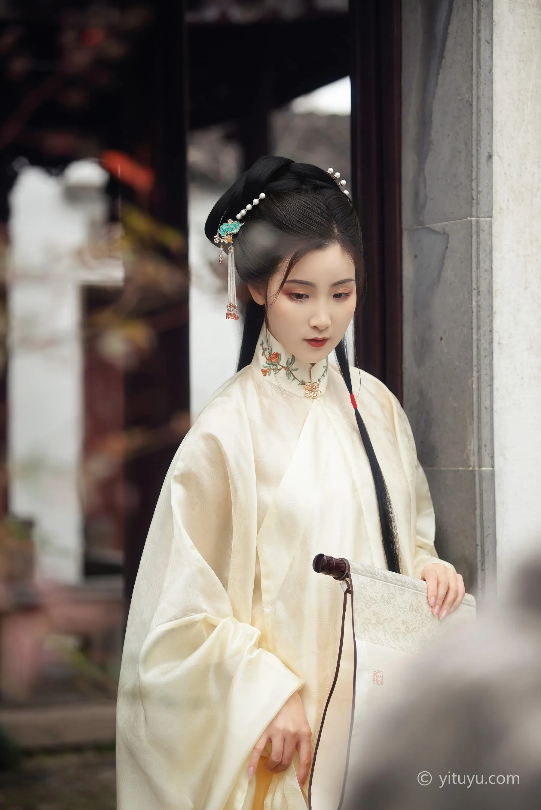[YITUYU艺图语]2021.05.10 玉兰 金儿 [23P]插图8